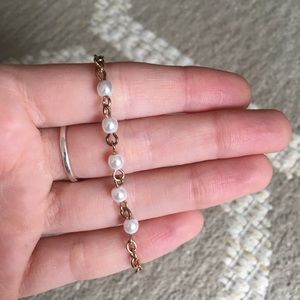 Gold Anklet with Decorative Pearls